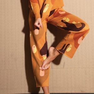 Never fully dressed sweater pant